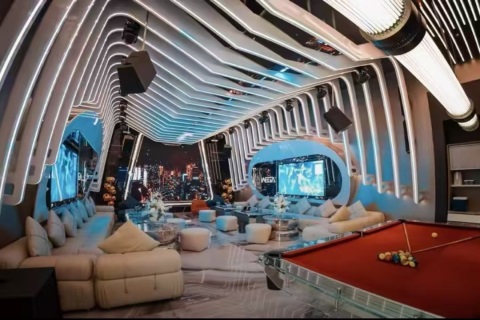 宜昌缤纷年代招聘-高端KTV舞台静候你展独特魅力